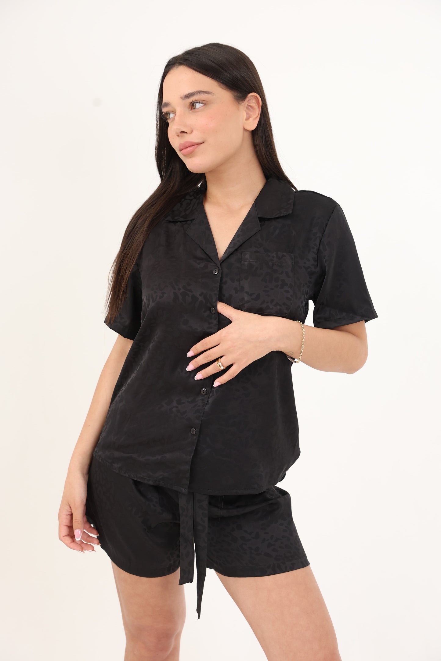 סט פיג'מת סאטן מכופתרת הדפס מנומר