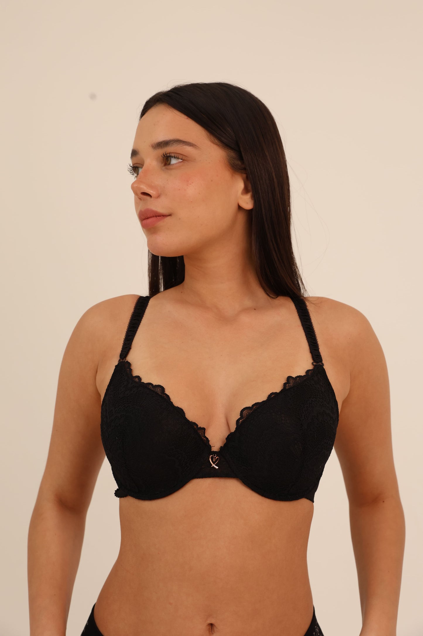 חזיית ריפוד קל תחרה