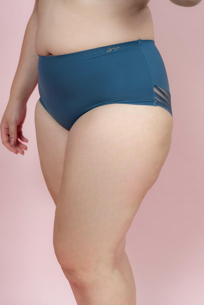 תחתון מקסי לייזר קאט בשילוב תחרה