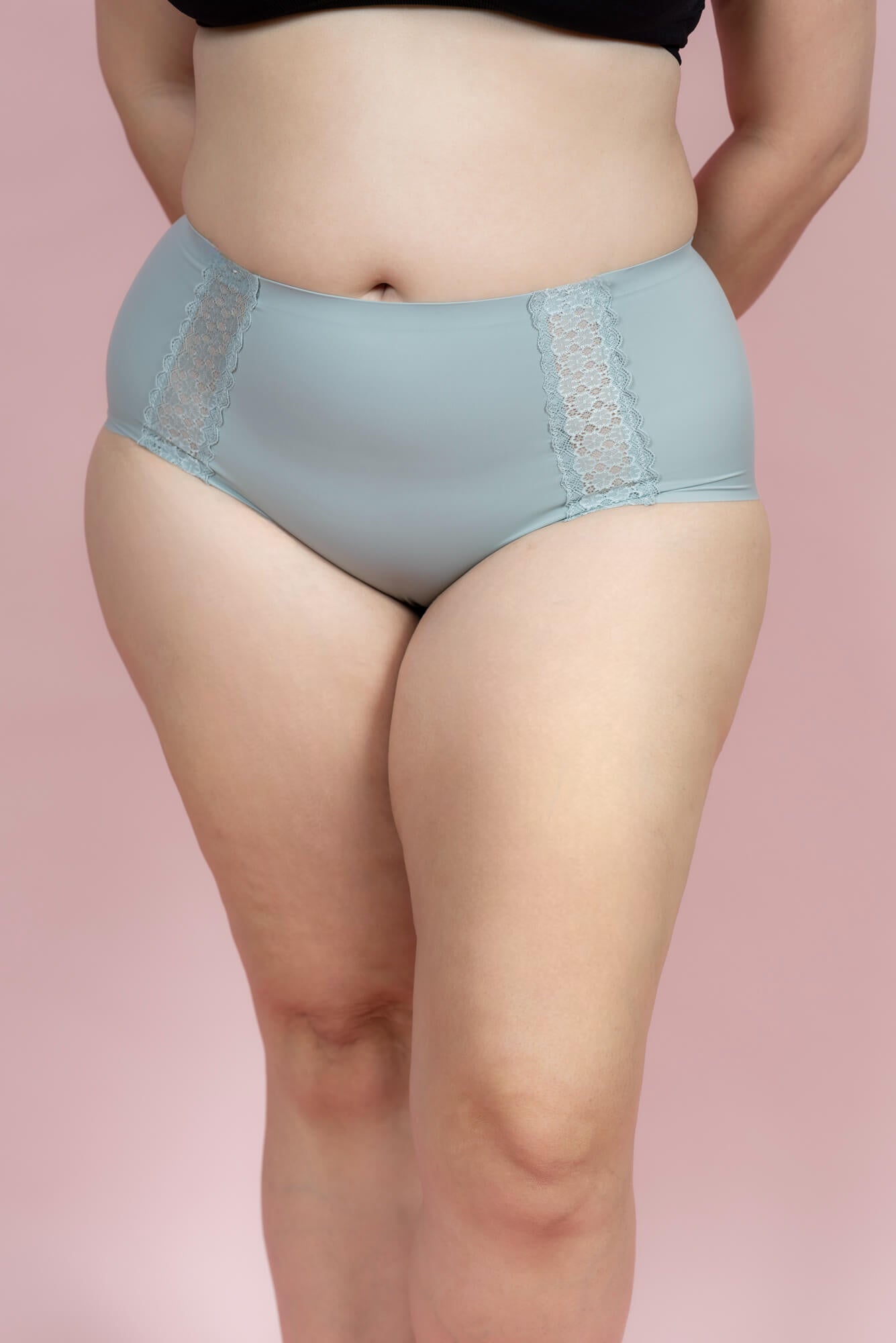 תחתון מקסי בשילוב תחרה למידות גדולות