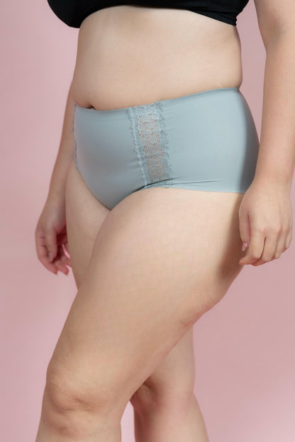 תחתון מקסי בשילוב תחרה למידות גדולות