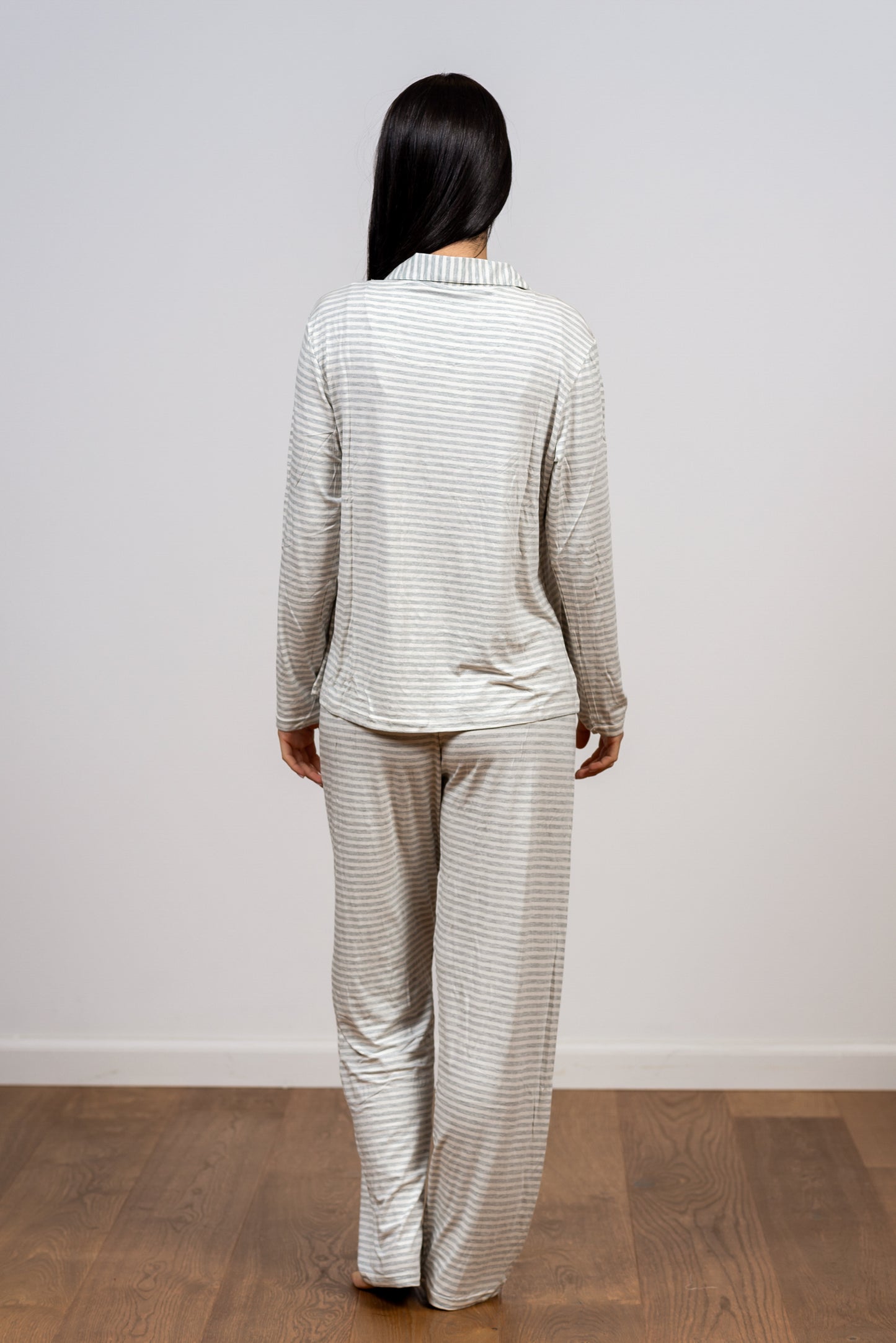 סט פיג'מת מודל פסים