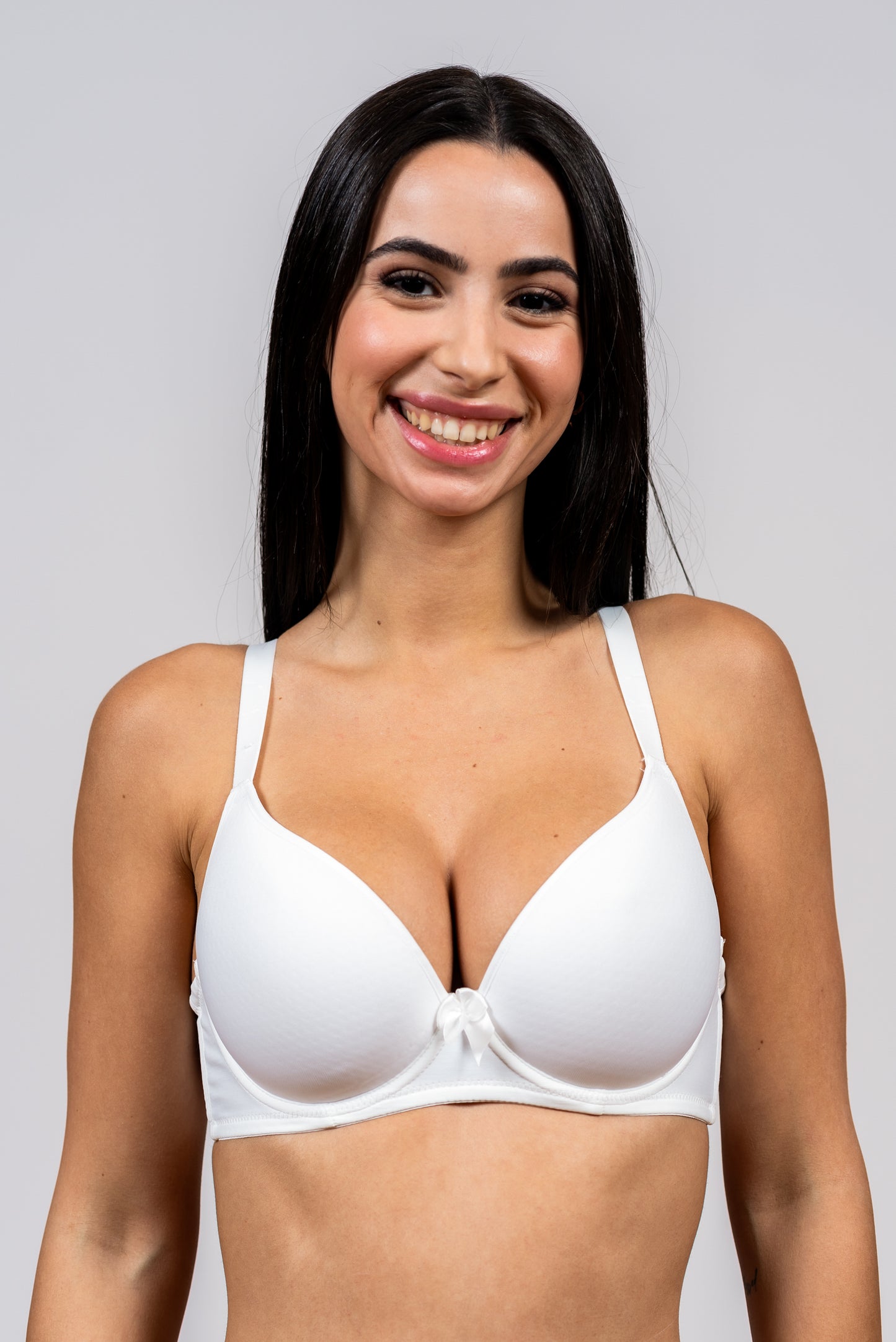 חזיית בייסיק חלקה עם ברזל