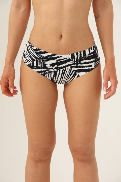 תחתון ביקיני ללא תפר בשילוב תחרה