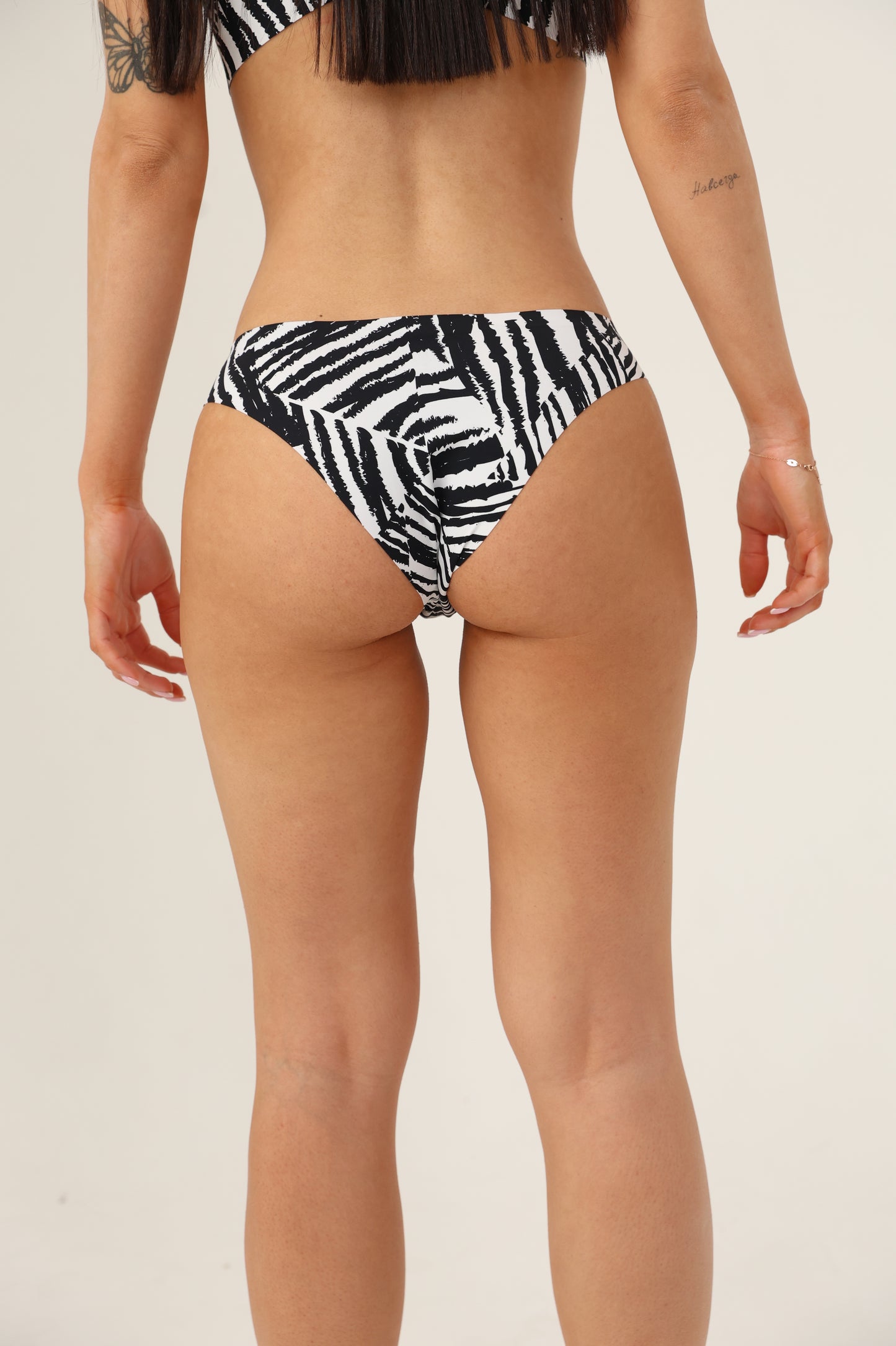 תחתון ברזילאי ללא תפר