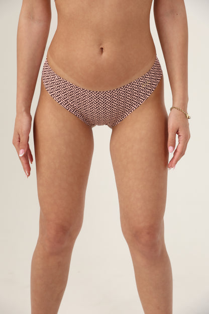 תחתון ברזילאי ללא תפר