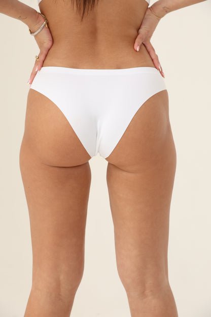 תחתון ברזילאי ללא תפר