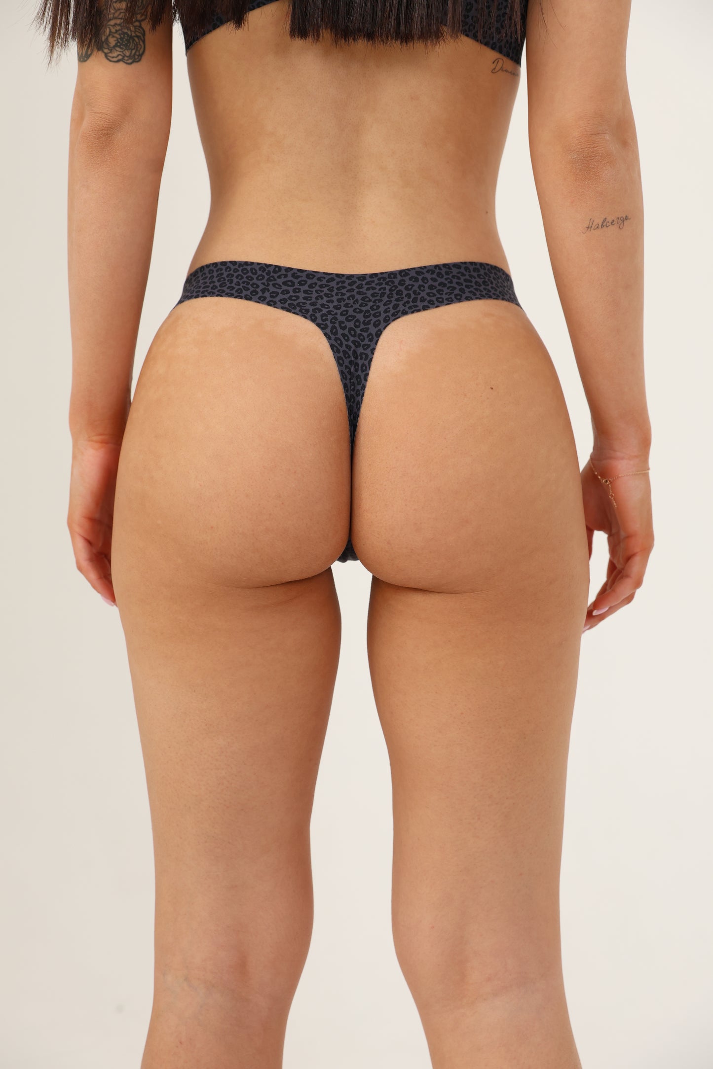 תחתון חוטיני ללא תפר הדפסים מיוחדים