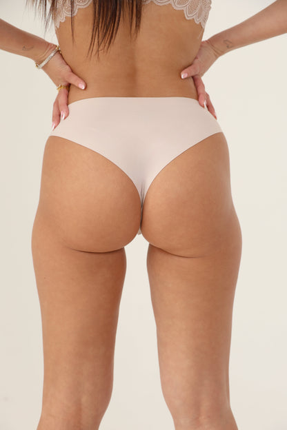 תחתון ברזילאי ללא תפר