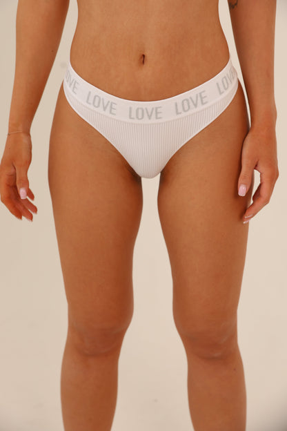 תחתון חוטיני סנטוני Love
