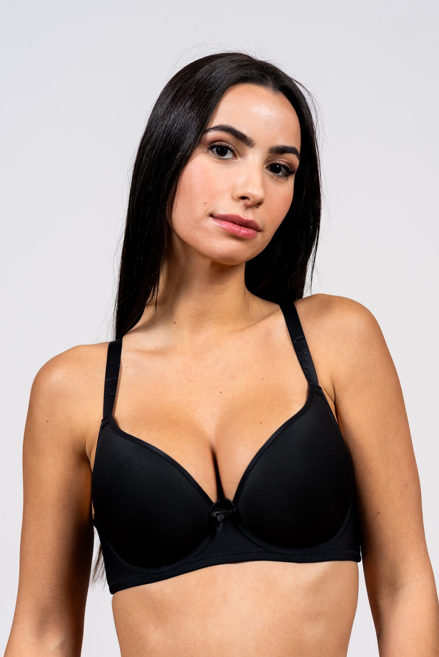 חזיית בייסיק חלקה עם ברזל