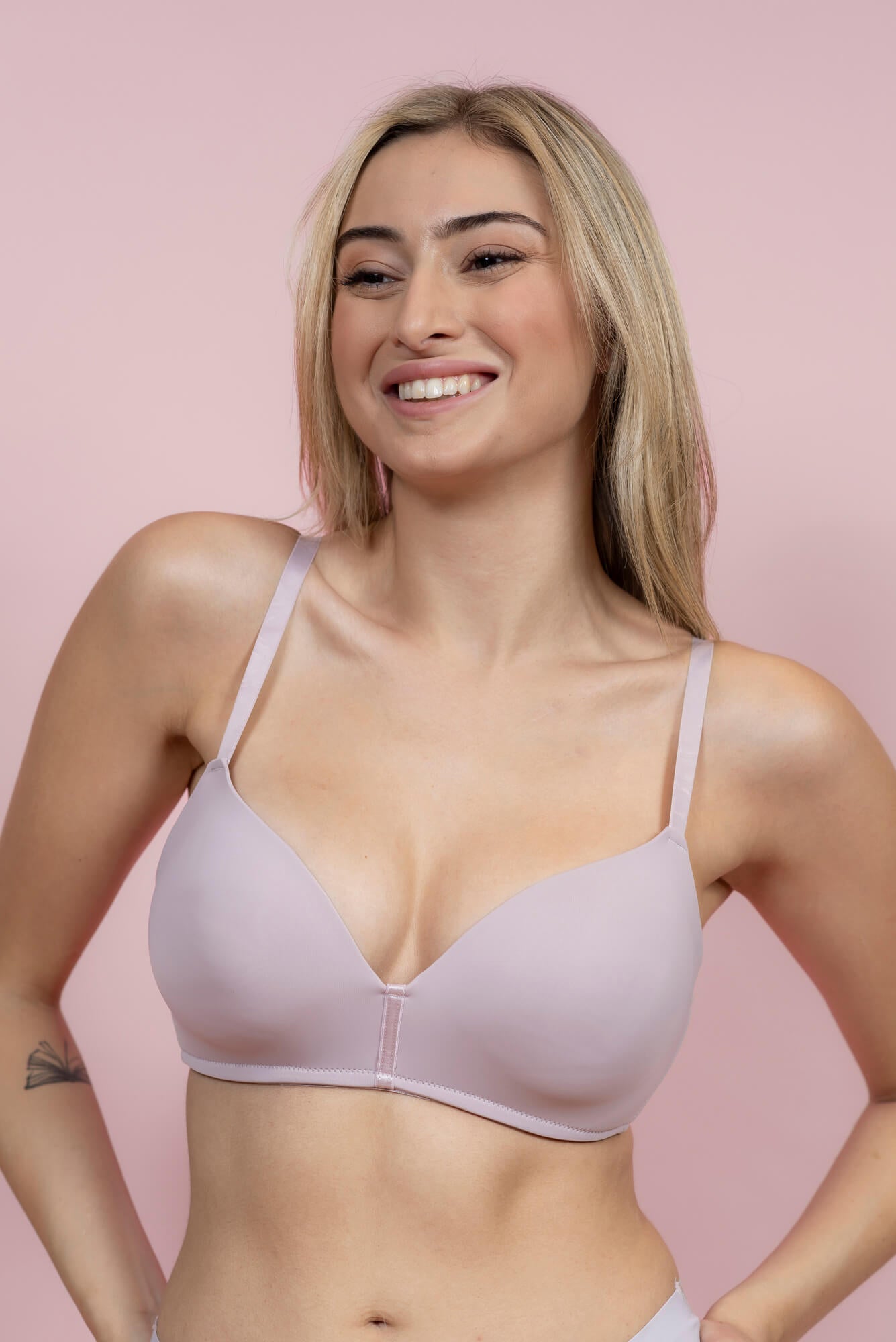 חזיית ריפוד קל ללא ברזל