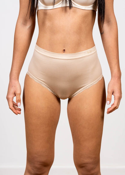 תחתון מקסי ללא תפר בגימור תחרה עדינה