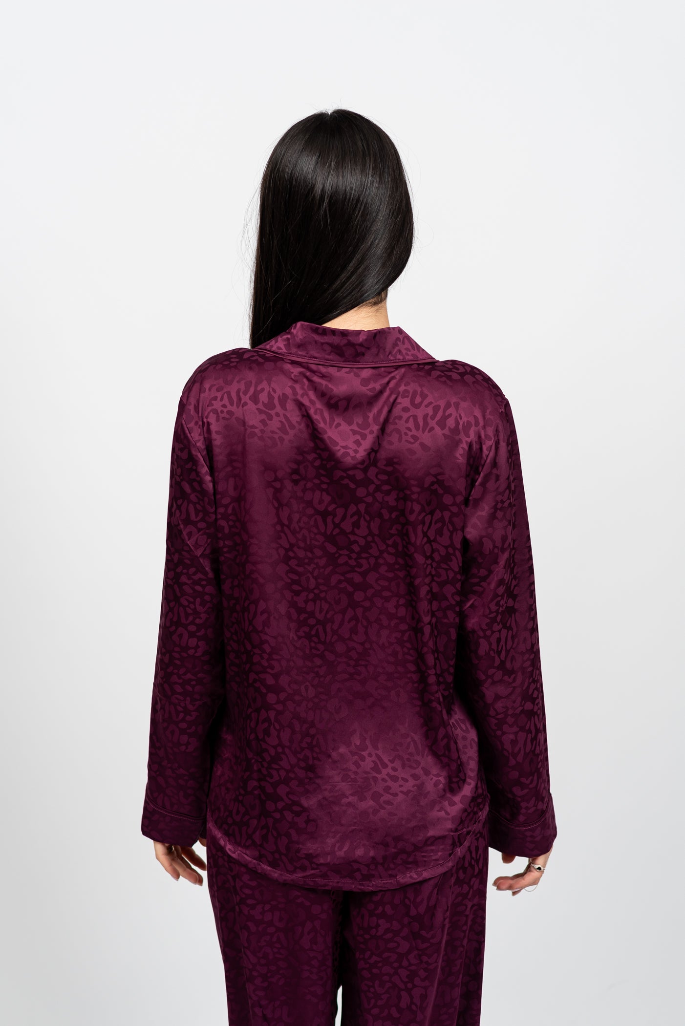 סט פיג'מת סאטן מנומר עדין