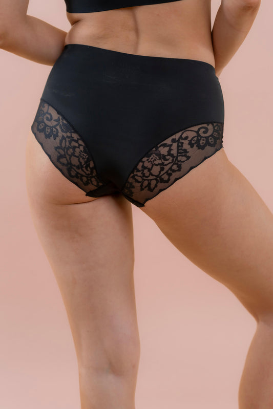 תחתון ביקיני לייזר קאט בשילוב תחרה