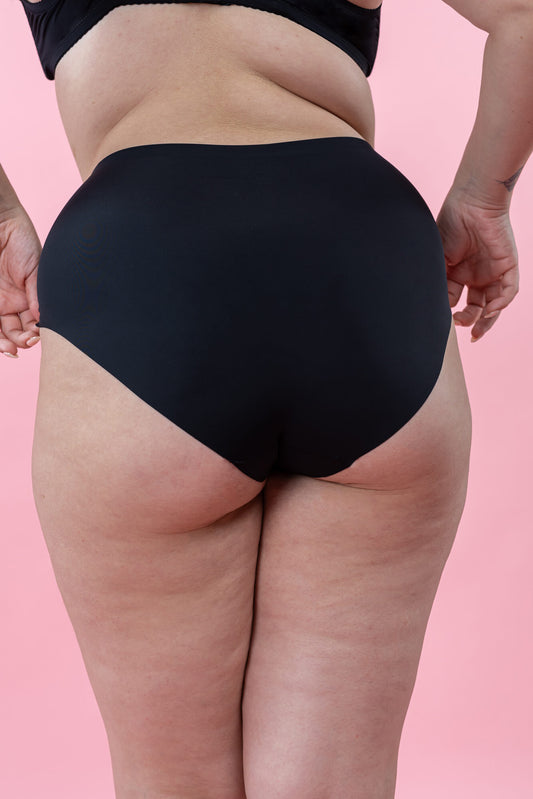 תחתון מקסי בשילוב תחרה למידות גדולות