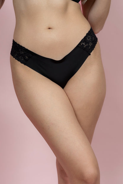 תחתון ברזילאי בשילוב תחרה