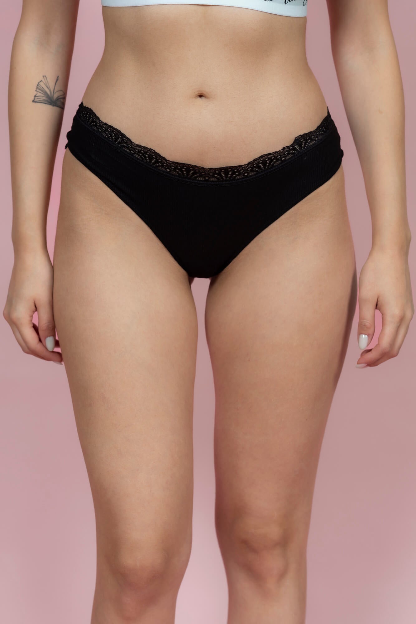 תחתון ברזילאי בשילוב תחרה