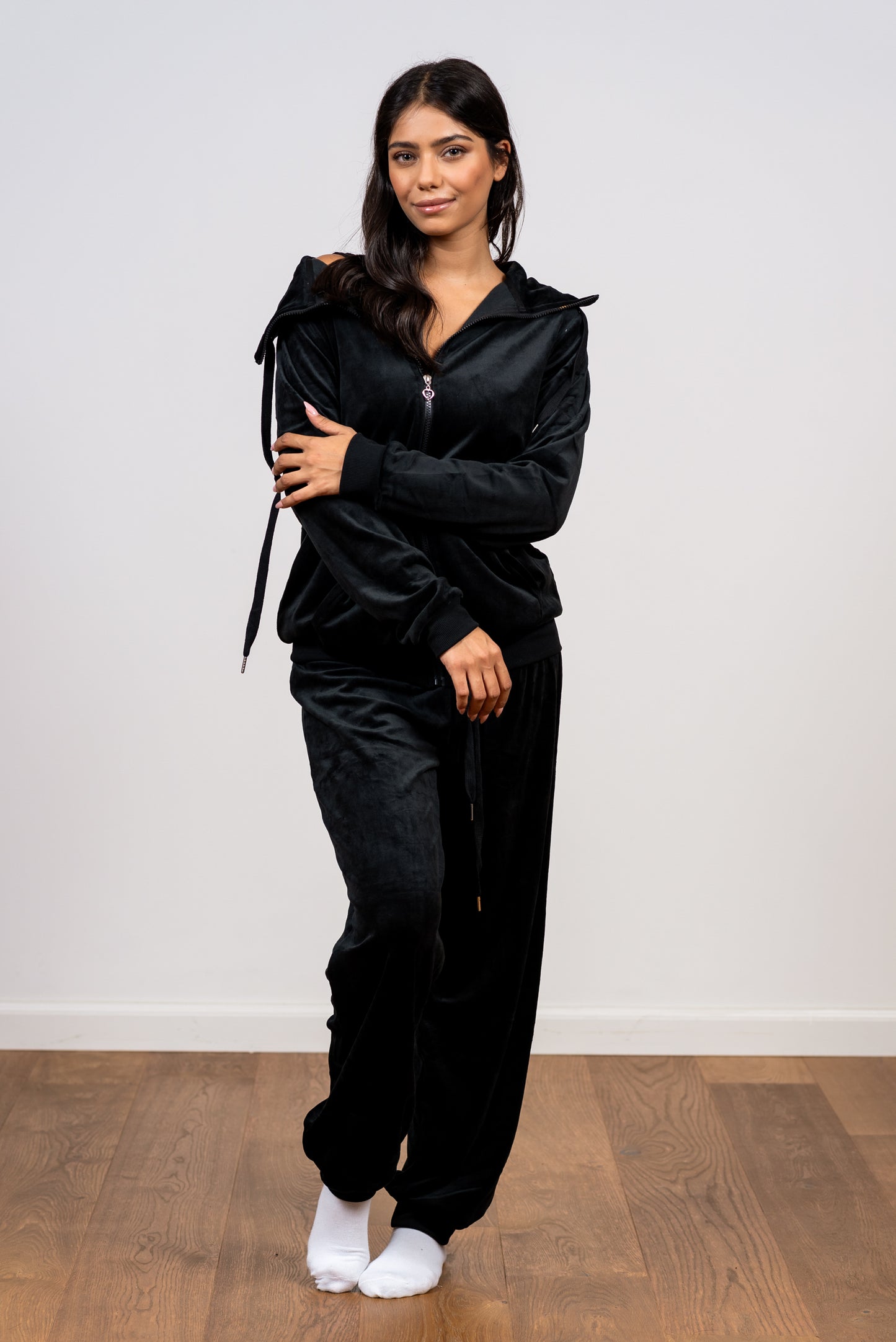 סט קטיפה ספורטיבי