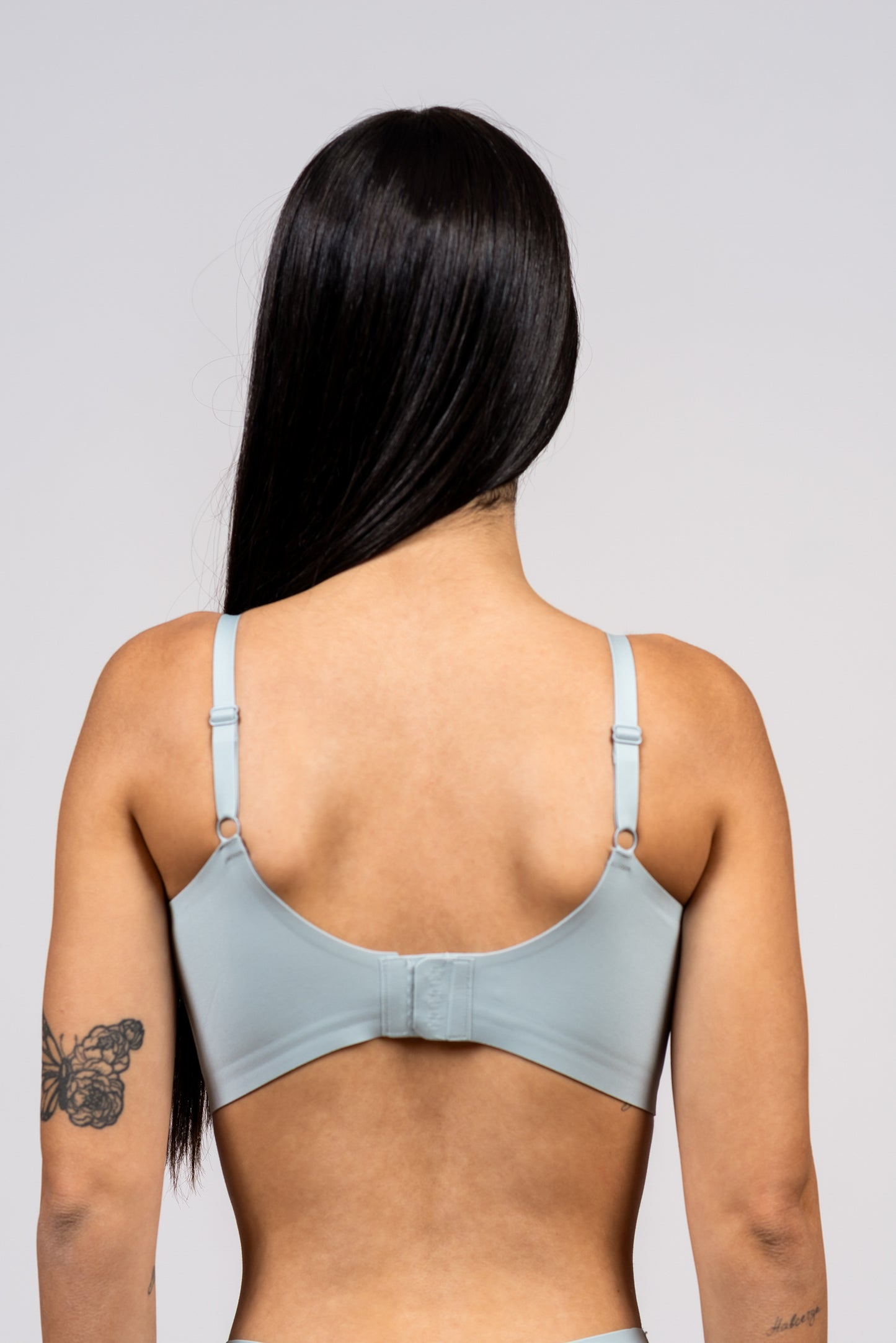 חזיית לייזר קאט ללא ברזל גימור גלים