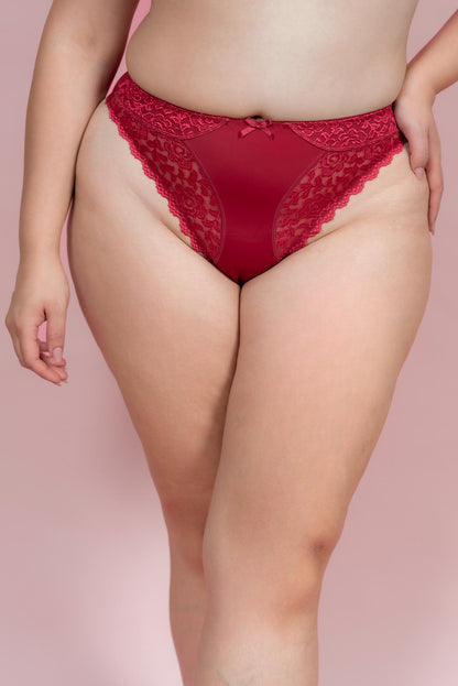 תחתון חוטיני בשילוב תחרה