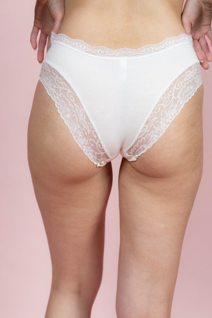 תחתון ביקיני כותנה בשילוב תחרה