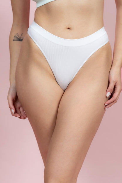 תחתון חוטיני סנטוני