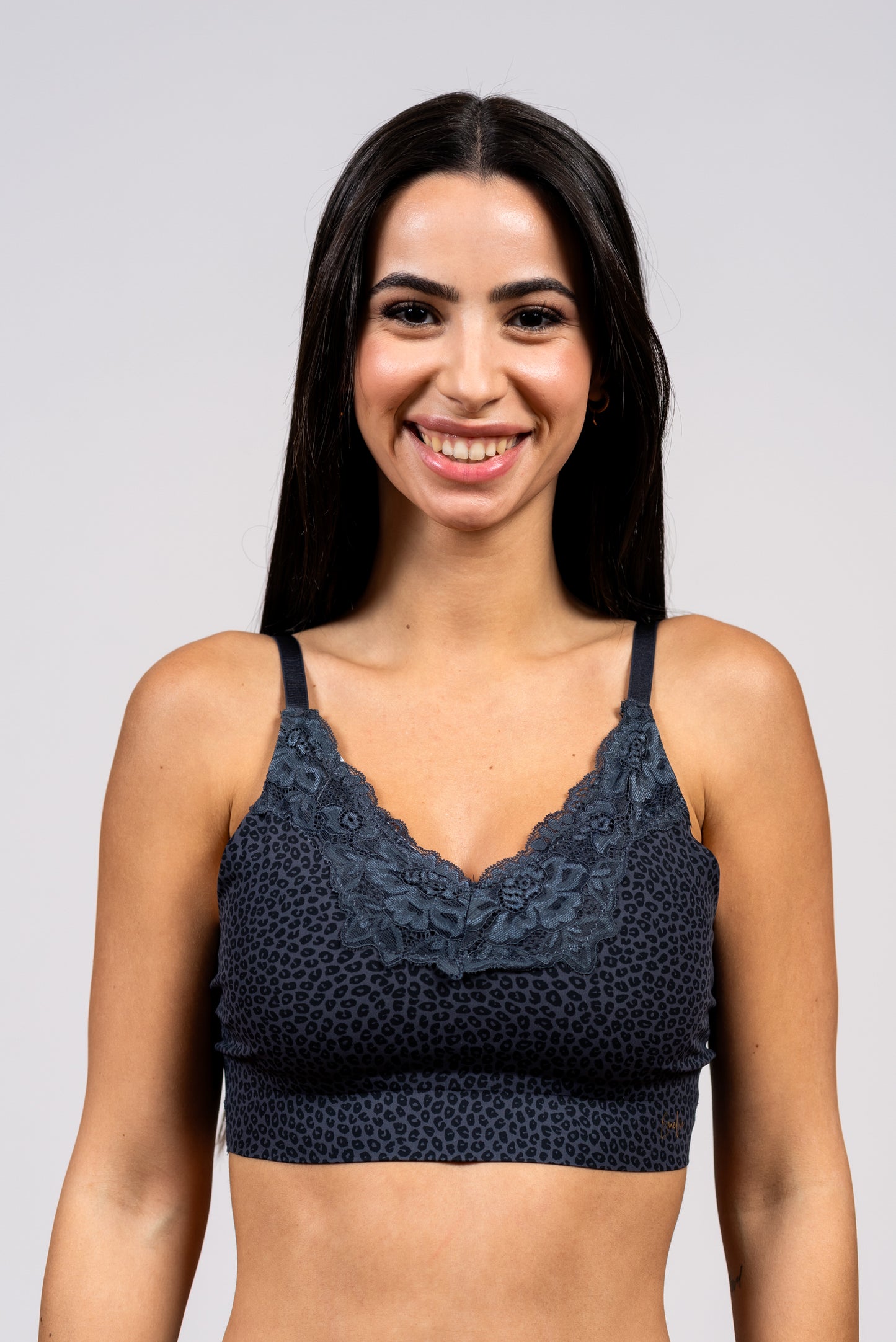 גוזיית לייזר קאט בשילוב תחרה