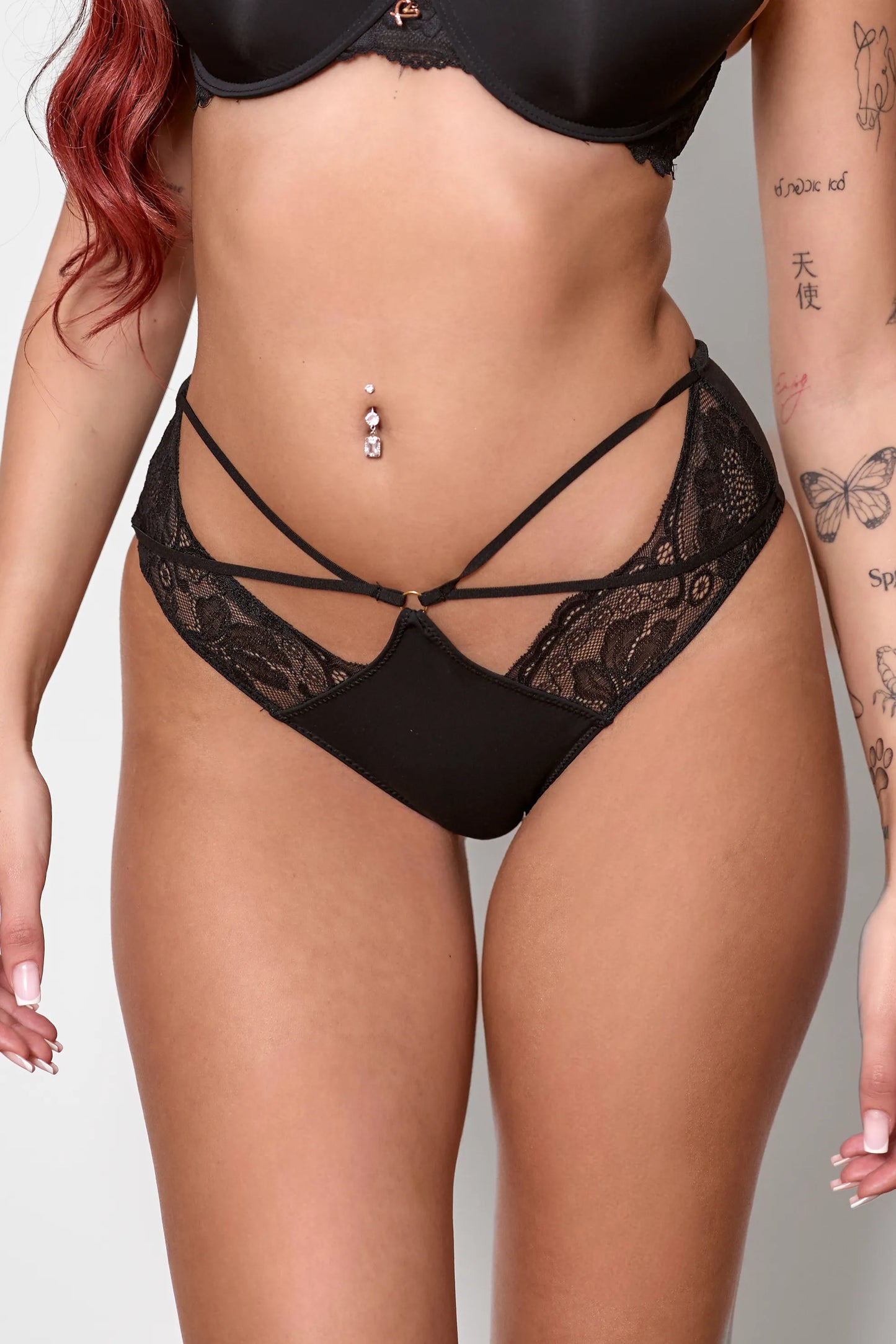 תחתון ברזילאי Strappy Lace בשילוב תחרה