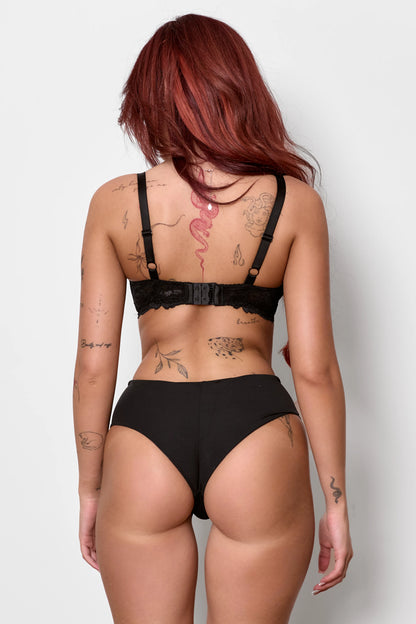 תחתון ברזילאי Strappy Lace בשילוב תחרה