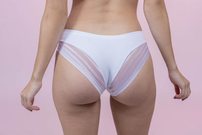 תחתון לייזר קאט בשילוב תחרה