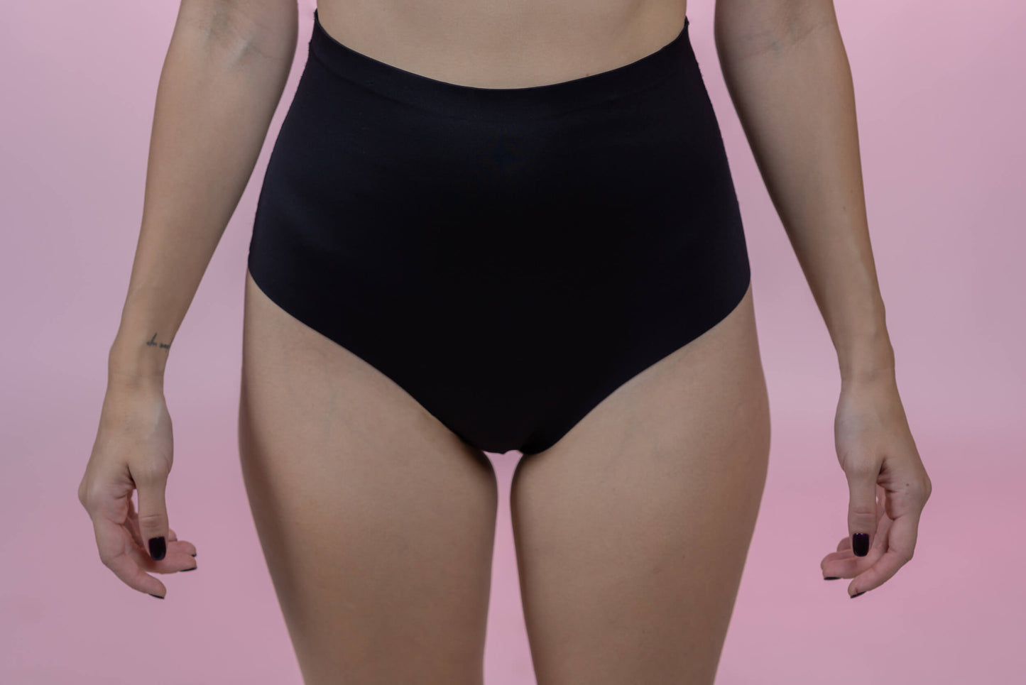 תחתון מחטב בגזרת חוטיני