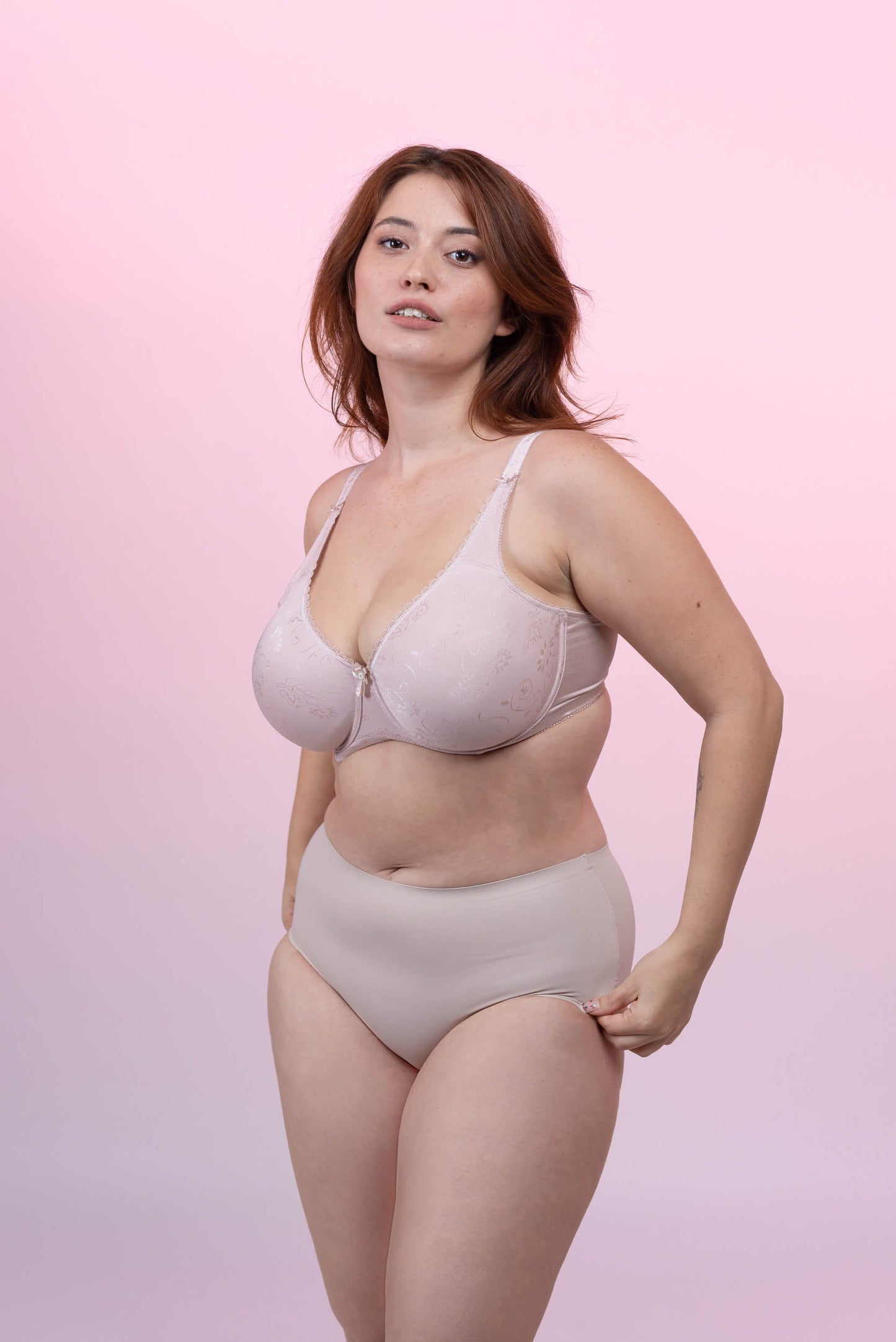 תחתון לייזר קאט מחטב