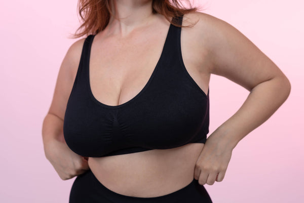 גוזיה עם כתפיה רחבה